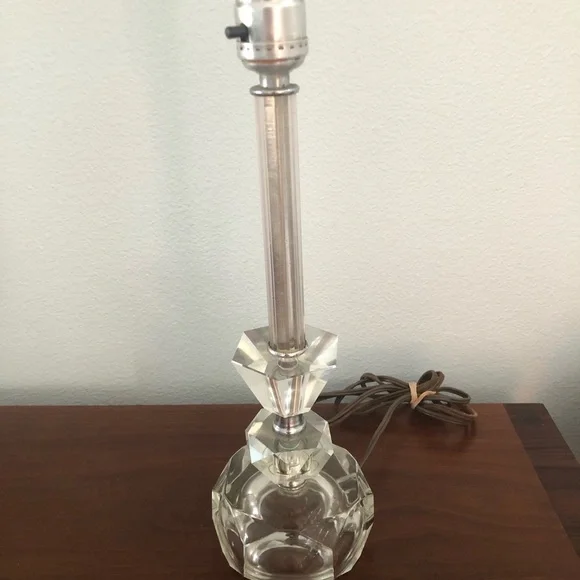 Vintage 1940s 1950s Crystal Boudoir Lamp Beautiful Works Art Deco - Picture 8 of 8